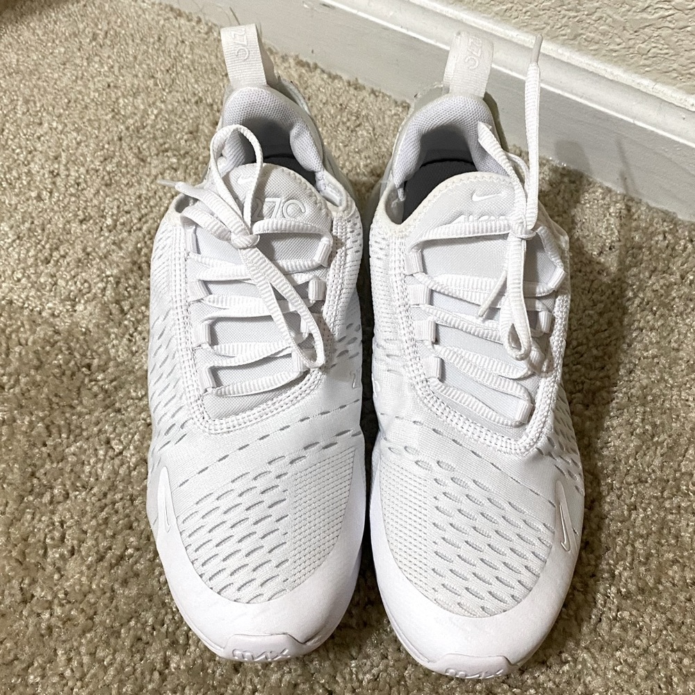 NIKE AIR MAX 270 CASUAL SHOES